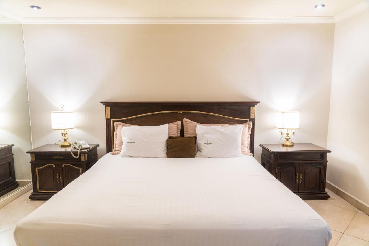 Hotel Santa Rosa 3*